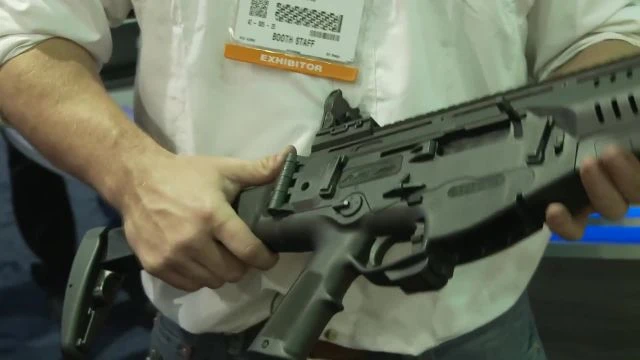 Beretta ARX100 -- New for 2014 _ Tactical-Life.com (1080p_30fps_H264-128kbit_AAC)