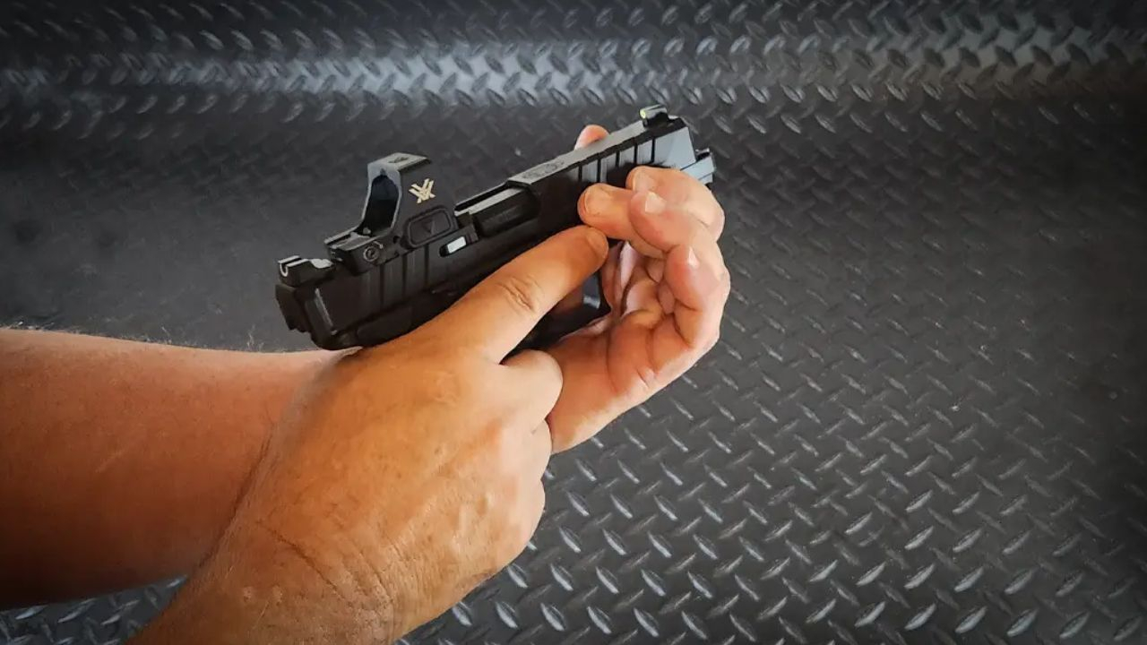 How to Press Check Your Handgun - Guns 101