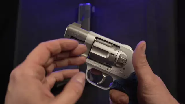Shooting 101: Establishing the Perfect Pistol Grip for Enhanced Accuracy