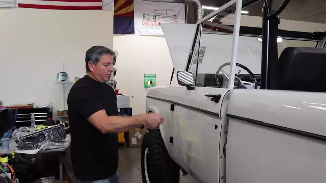 Paradise Customs Bronco Build