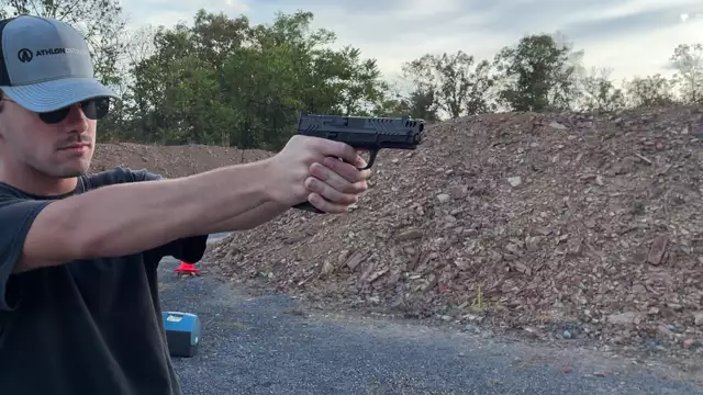Testing Smith & Wesson's New M&P M2.0 Subcompact Pistol