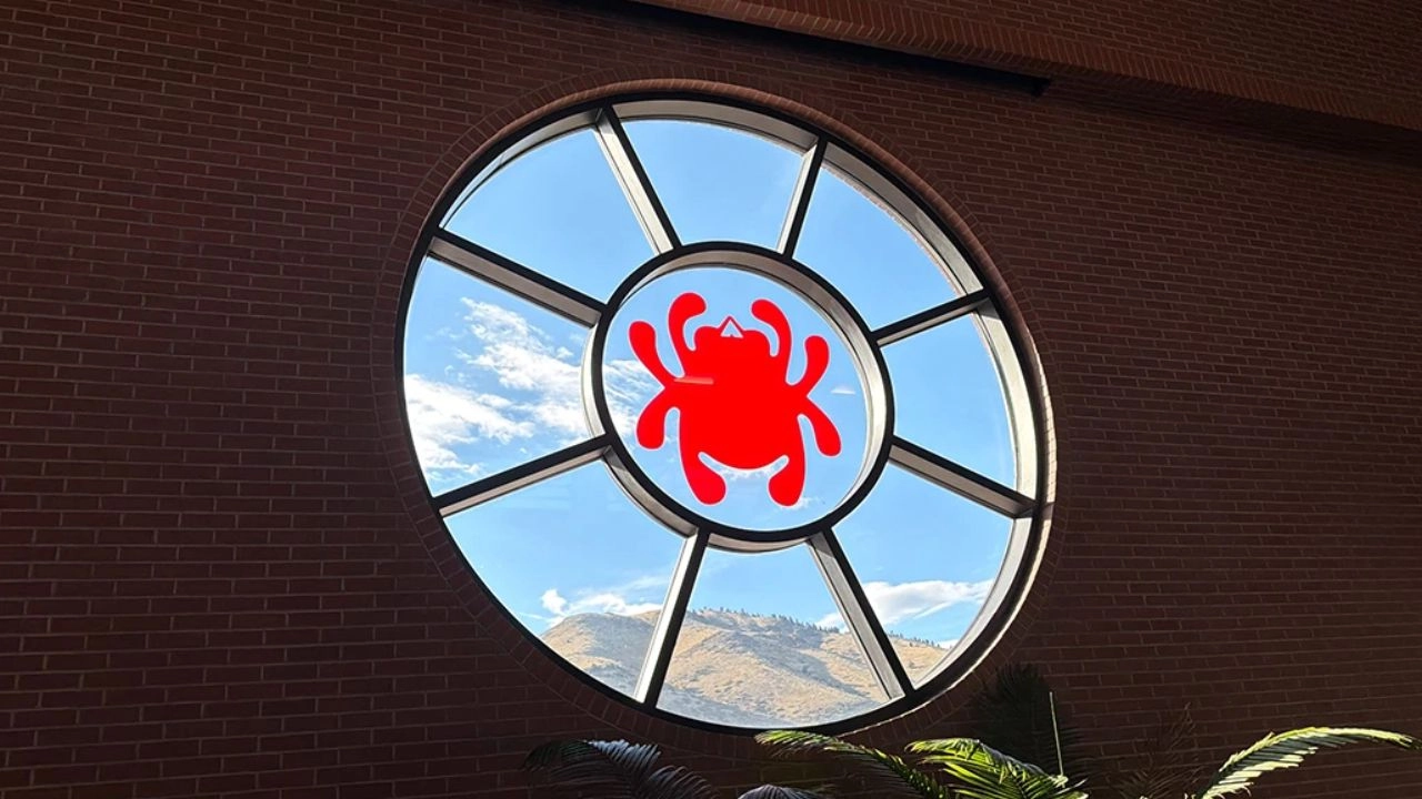 Golden Tour: Going Behind the Scenes at Spyderco Knives Expansion