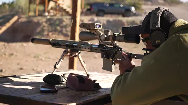 Elite Iron Thud Lite L — Experience Breeds Excellence In Suppress