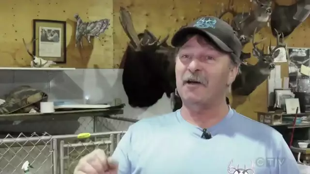 Wildlife Officer Frees 2 Tangled Deer With Unreal Slug Shot